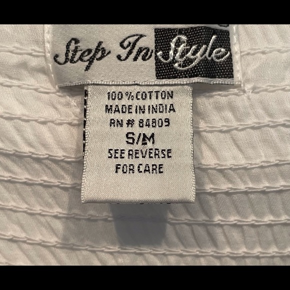 White embroidered Summer Midi Dress - Picture 6 of 6